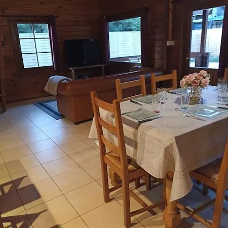 A La Campagne Chalet *